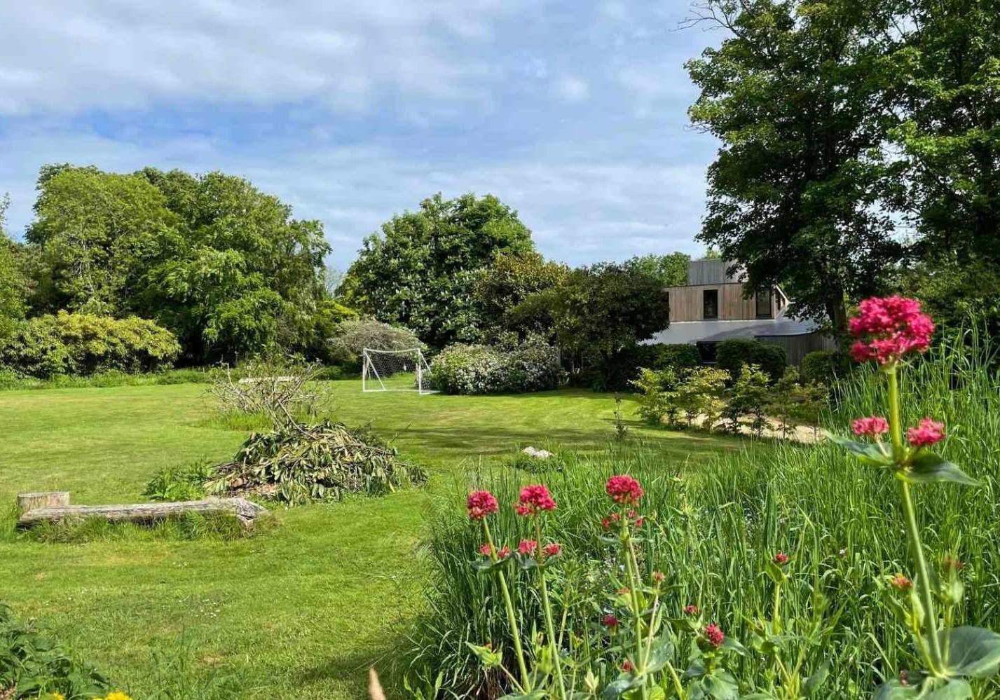 Unique & Rural Child Friendly Annexe With Large Gardens, Games & Tennis Court - Chichester Holiday Properties Exterior foto